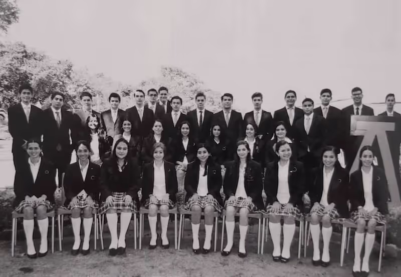 Egresados de la Red Semper Altius 17